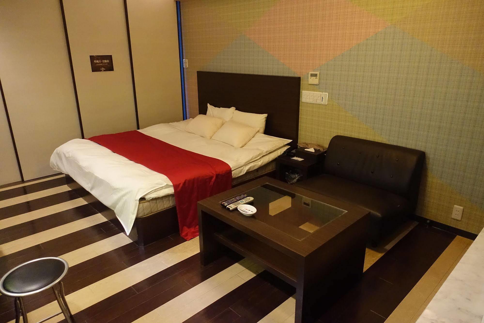 ホテル ポルト 男塾ホテルグループ (Adults Only) Himeji Buitenkant foto